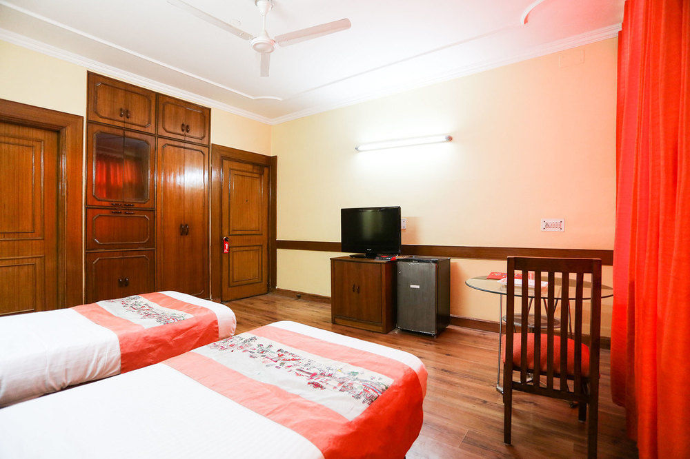 Oyo Rooms Kalkaji Mandir Új-Delhi Kültér fotó